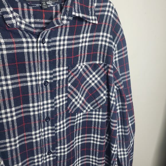 Urban Republic Men's Medium Plaid Flannel Casual Button Up Shirt Blue Red M - Picture 3 of 11
